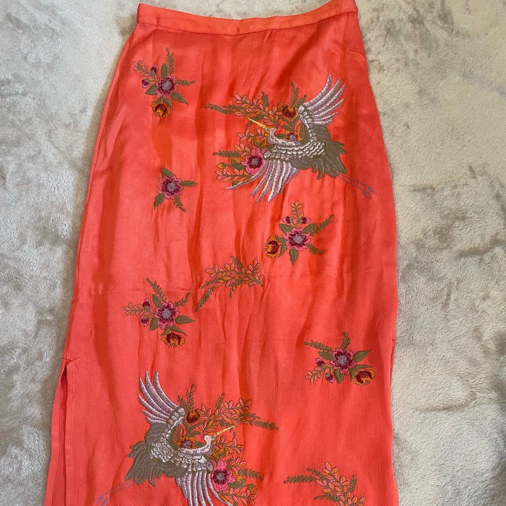 Maeve skirt with wonderful detailing. Colorful orange, size 2